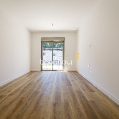 Apartamento com 100m², 3 quartos (sendo 1 suíte), 2 garagens, no bairro João Paulo em Florianópolis