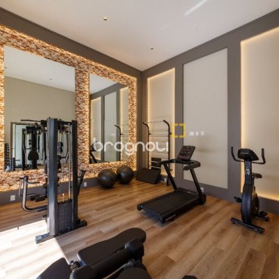 Apartamento com 100m², 3 quartos (sendo 1 suíte), 2 garagens, no bairro João Paulo em Florianópolis
