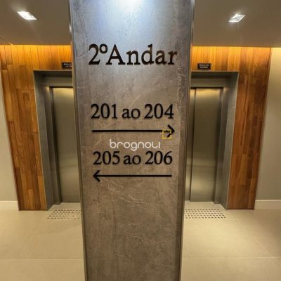 Apartamento com 123m², 2 quartos (sendo 1 suíte), 2 garagens, no bairro Jurerê Internacional em Florianópolis