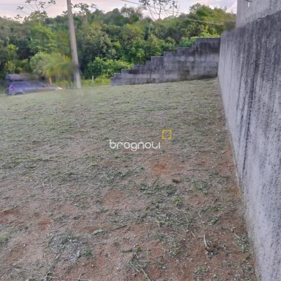 Terreno com 451m², no bairro Areias de Baixo em Governador Celso Ramos