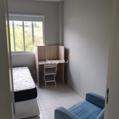 Apartamento com 63m², 2 quartos, 1 garagem, no bairro Serraria em São José