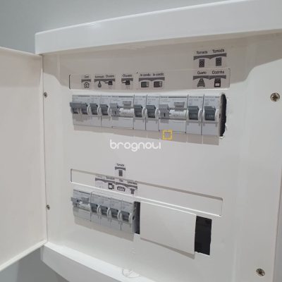 Apartamento com 63m², 2 quartos, 1 garagem, no bairro Serraria em São José