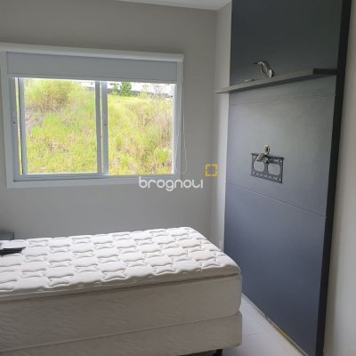 Apartamento com 63m², 2 quartos, 1 garagem, no bairro Serraria em São José