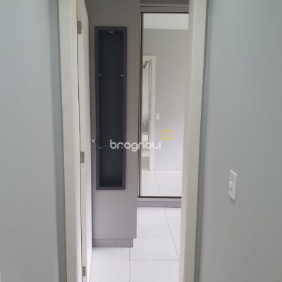 Apartamento com 63m², 2 quartos, 1 garagem, no bairro Serraria em São José