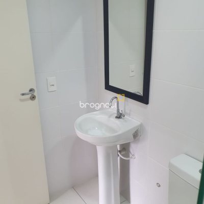 Apartamento com 63m², 2 quartos, 1 garagem, no bairro Serraria em São José