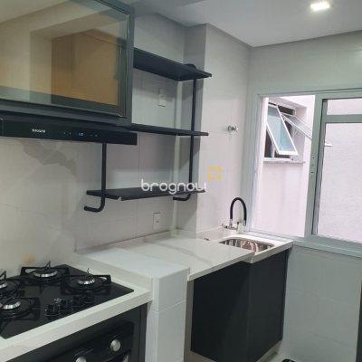 Apartamento com 63m², 2 quartos, 1 garagem, no bairro Serraria em São José