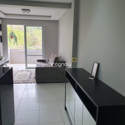 Apartamento com 63m², 2 quartos, 1 garagem, no bairro Serraria em São José