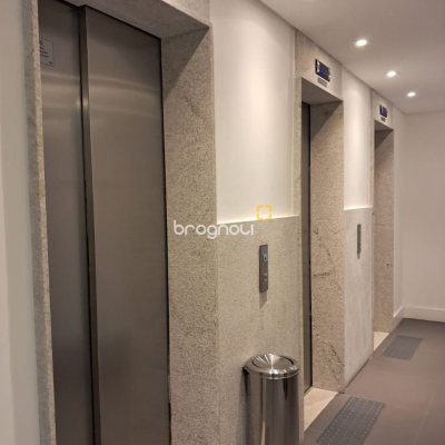 Sala com 38m², 1 garagem, no bairro Saco dos Limões em Florianópolis