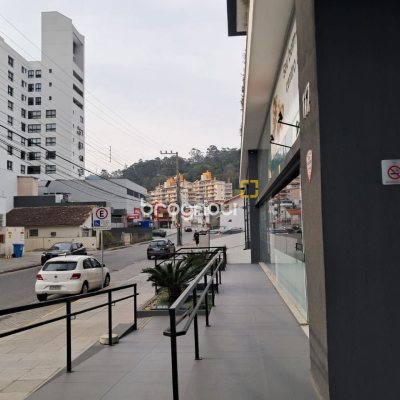 Sala com 38m², 1 garagem, no bairro Saco dos Limões em Florianópolis