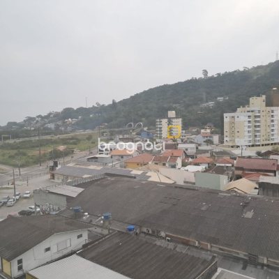 Sala com 38m², 1 garagem, no bairro Saco dos Limões em Florianópolis