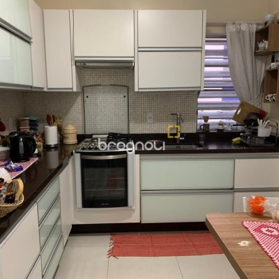 Apartamento com 102m², 3 quartos (sendo 1 suíte), 1 garagem, no bairro Campinas em São José