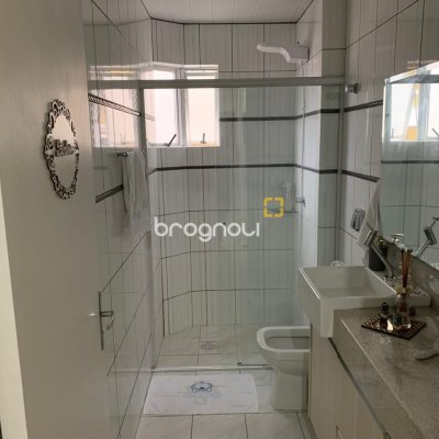 Apartamento com 102m², 3 quartos (sendo 1 suíte), 1 garagem, no bairro Campinas em São José