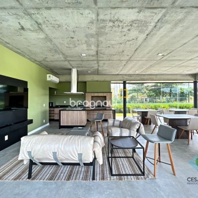 Terreno com 1261m², no bairro Ingleses em Florianópolis