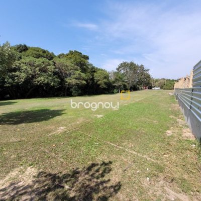 Terreno com 1261m², no bairro Ingleses em Florianópolis