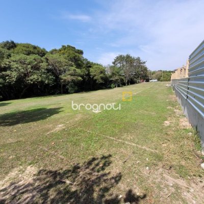 Terreno com 1261m², no bairro Ingleses em Florianópolis