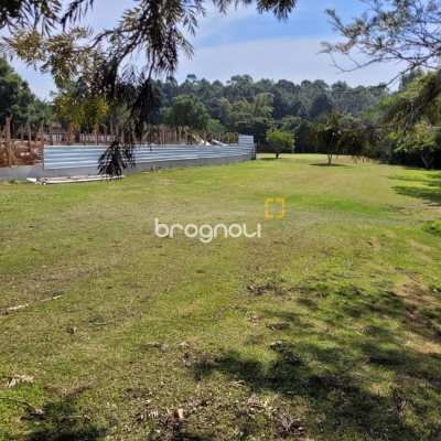 Terreno com 1261m², no bairro Ingleses em Florianópolis