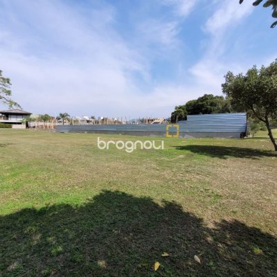 Terreno com 1261m², no bairro Ingleses em Florianópolis