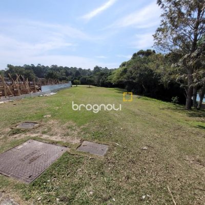Terreno com 1261m², no bairro Ingleses em Florianópolis