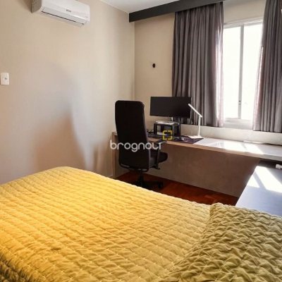 Apartamento com 76m², 2 quartos (sendo 1 suíte), no bairro Centro em Florianópolis