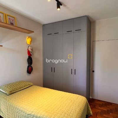 Apartamento com 76m², 2 quartos (sendo 1 suíte), no bairro Centro em Florianópolis