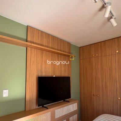 Apartamento com 76m², 2 quartos (sendo 1 suíte), no bairro Centro em Florianópolis