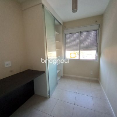 Apartamento com 71m², 2 quartos (sendo 1 suíte), 1 garagem, no bairro João Paulo em Florianópolis