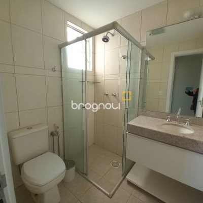 Apartamento com 71m², 2 quartos (sendo 1 suíte), 1 garagem, no bairro João Paulo em Florianópolis
