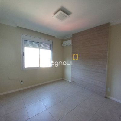 Apartamento com 71m², 2 quartos (sendo 1 suíte), 1 garagem, no bairro João Paulo em Florianópolis