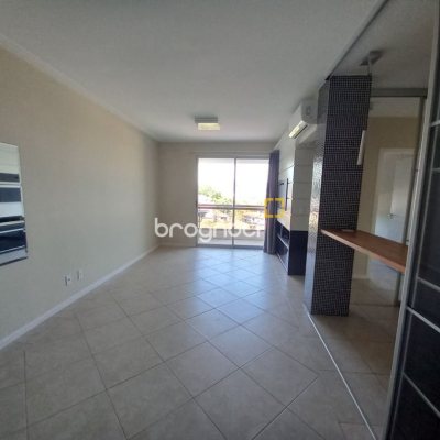 Apartamento com 71m², 2 quartos (sendo 1 suíte), 1 garagem, no bairro João Paulo em Florianópolis