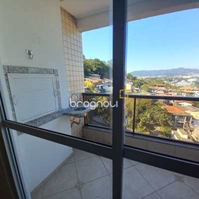 Apartamento com 71m², 2 quartos (sendo 1 suíte), 1 garagem, no bairro João Paulo em Florianópolis