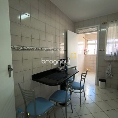 Apartamento com 91m², 3 quartos (sendo 1 suíte), 1 garagem, no bairro Campinas em São José