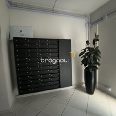 Apartamento com 91m², 3 quartos (sendo 1 suíte), 1 garagem, no bairro Campinas em São José