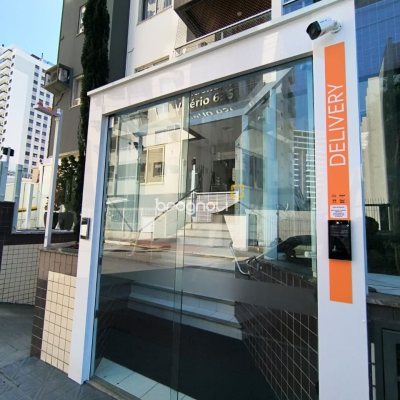 Apartamento com 91m², 3 quartos (sendo 1 suíte), 1 garagem, no bairro Campinas em São José