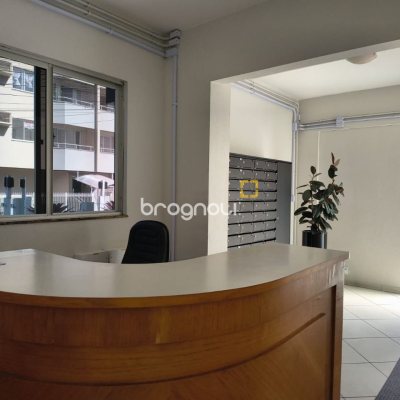 Apartamento com 91m², 3 quartos (sendo 1 suíte), 1 garagem, no bairro Campinas em São José