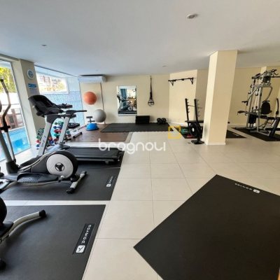 Cobertura com 185m², 2 quartos (sendo 2 suítes), 2 garagens, no bairro Campeche em Florianópolis