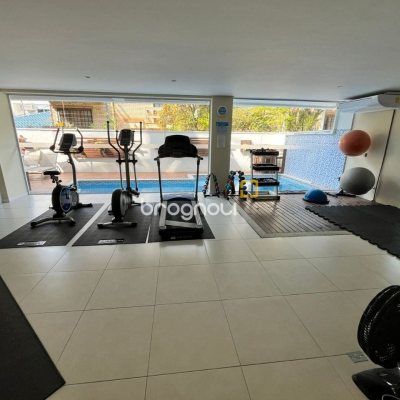 Cobertura com 185m², 2 quartos (sendo 2 suítes), 2 garagens, no bairro Campeche em Florianópolis