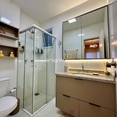 Cobertura com 185m², 2 quartos (sendo 2 suítes), 2 garagens, no bairro Campeche em Florianópolis