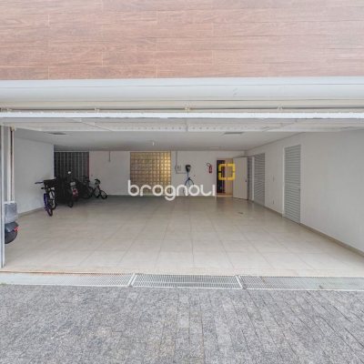 Casa de Condomínio com 890m², 5 quartos (sendo 5 suítes), 6 garagens, no bairro Jurerê Internacional em Florianópolis