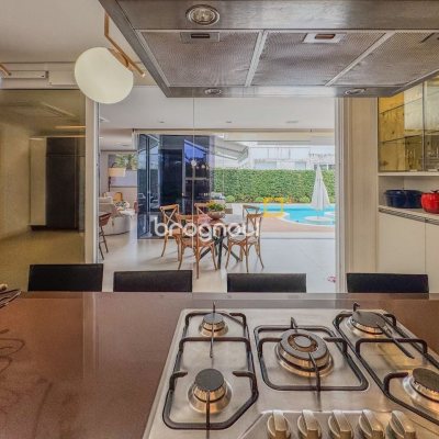 Casa de Condomínio com 890m², 5 quartos (sendo 5 suítes), 6 garagens, no bairro Jurerê Internacional em Florianópolis