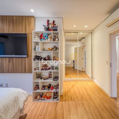 Casa de Condomínio com 890m², 5 quartos (sendo 5 suítes), 6 garagens, no bairro Jurerê Internacional em Florianópolis