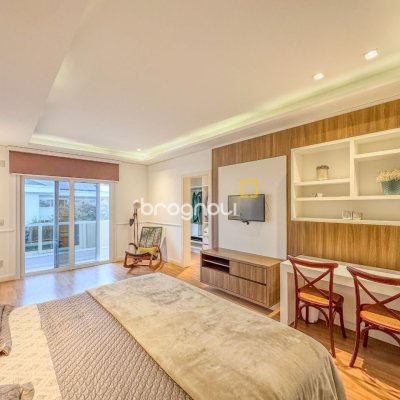 Casa de Condomínio com 890m², 5 quartos (sendo 5 suítes), 6 garagens, no bairro Jurerê Internacional em Florianópolis