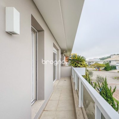Casa de Condomínio com 890m², 5 quartos (sendo 5 suítes), 6 garagens, no bairro Jurerê Internacional em Florianópolis