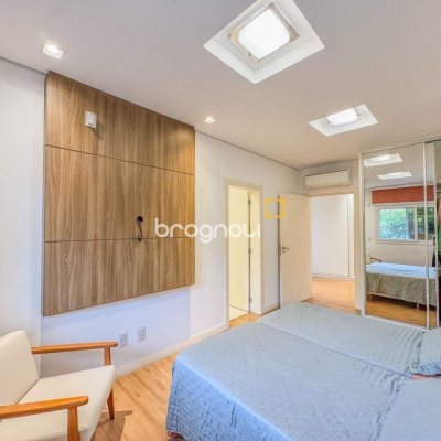 Casa de Condomínio com 890m², 5 quartos (sendo 5 suítes), 6 garagens, no bairro Jurerê Internacional em Florianópolis