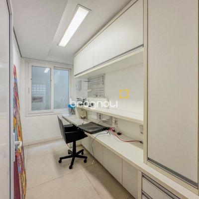 Casa de Condomínio com 890m², 5 quartos (sendo 5 suítes), 6 garagens, no bairro Jurerê Internacional em Florianópolis