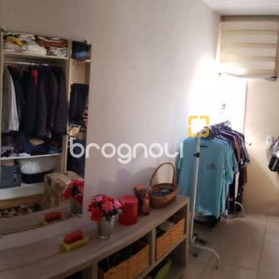 Casa com 150m², 4 quartos (sendo 2 suítes), 2 garagens, no bairro Vargem do Bom Jesus em Florianópolis