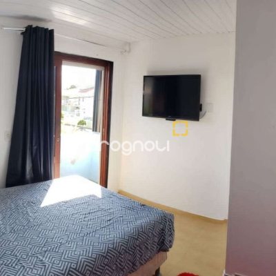 Casa com 150m², 4 quartos (sendo 2 suítes), 2 garagens, no bairro Vargem do Bom Jesus em Florianópolis