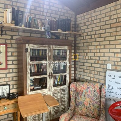 Casa com 157m², 3 quartos (sendo 1 suíte), 4 garagens, no bairro Campeche em Florianópolis