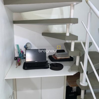 Casa de Condomínio com 59m², 2 quartos, 2 garagens, no bairro Forquilhas em São José