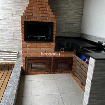 Casa de Condomínio com 59m², 2 quartos, 2 garagens, no bairro Forquilhas em São José