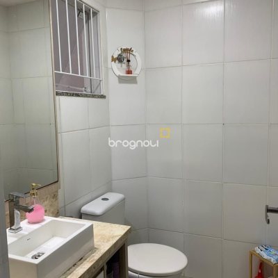 Casa de Condomínio com 59m², 2 quartos, 2 garagens, no bairro Forquilhas em São José